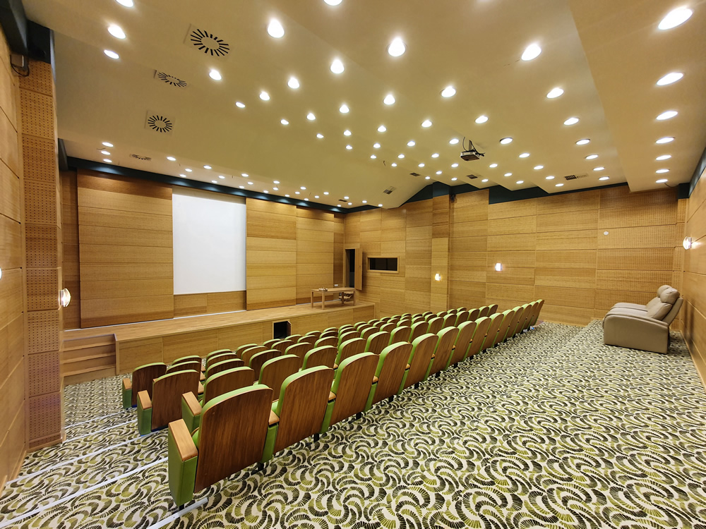 34 Konferans Salonu 80 Kişilik